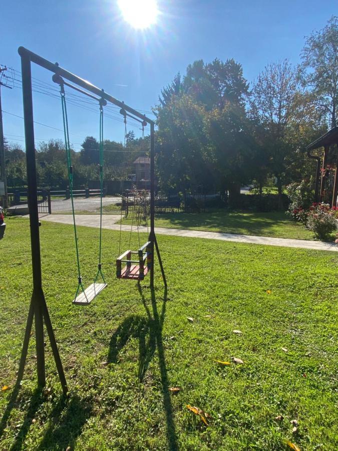 Kod Cika Brke Apartment Vrdnik Bagian luar foto