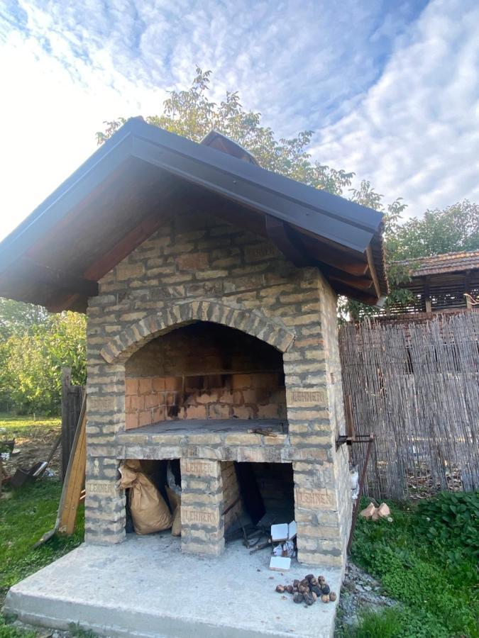 Kod Cika Brke Apartment Vrdnik Bagian luar foto